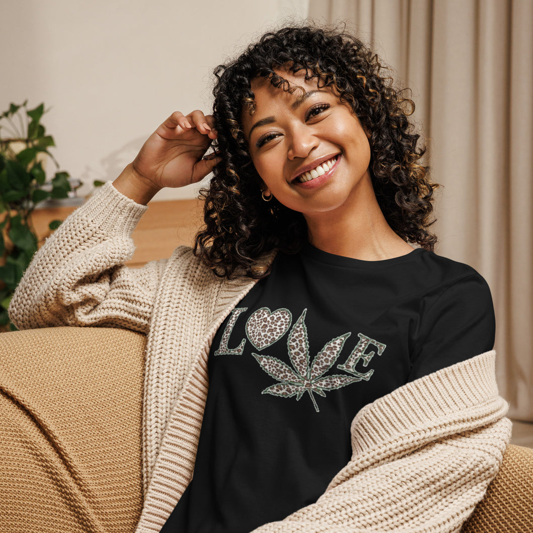 Women's Relaxed LOVE cheeta print T-Shirt